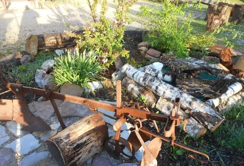 ホテル Agriturismo La Casa Nei Boschi