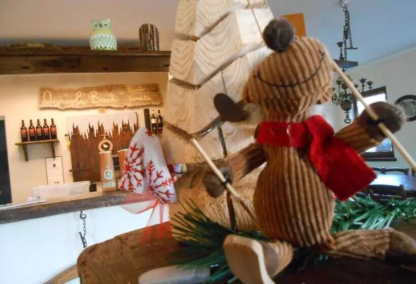 ホテル Agriturismo La Casa Nei Boschi