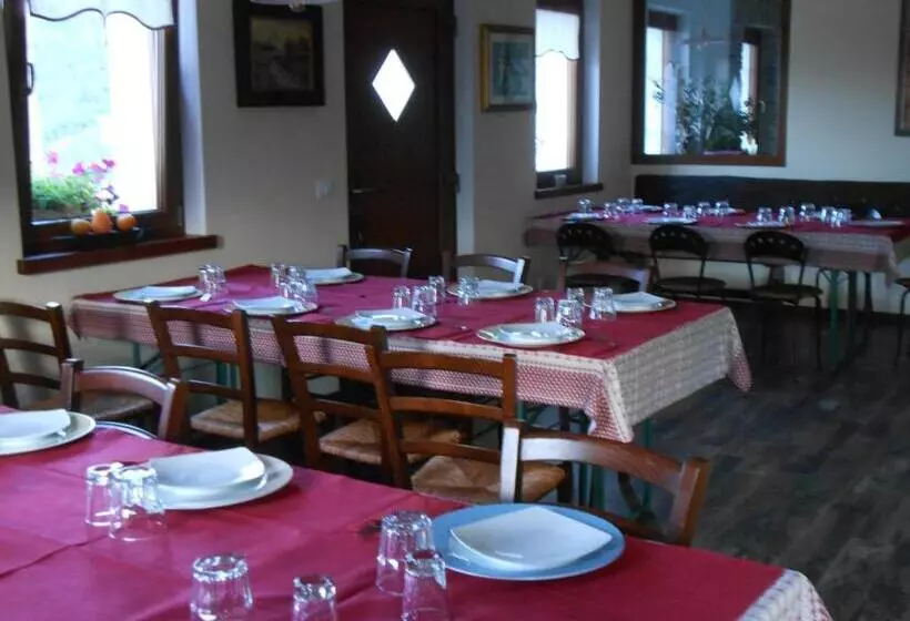 ホテル Agriturismo La Casa Nei Boschi
