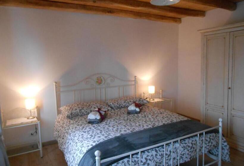 فندق Agriturismo La Casa Nei Boschi