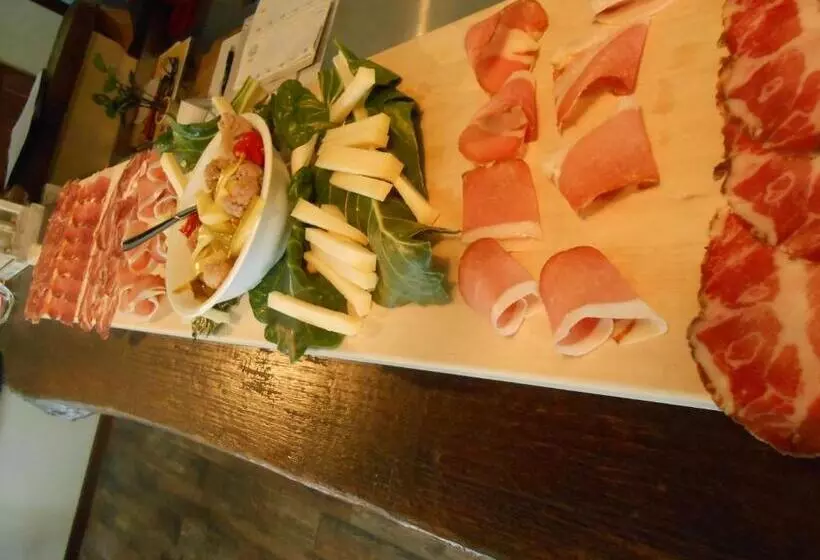ホテル Agriturismo La Casa Nei Boschi