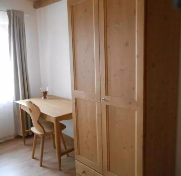 ホテル Agriturismo La Casa Nei Boschi