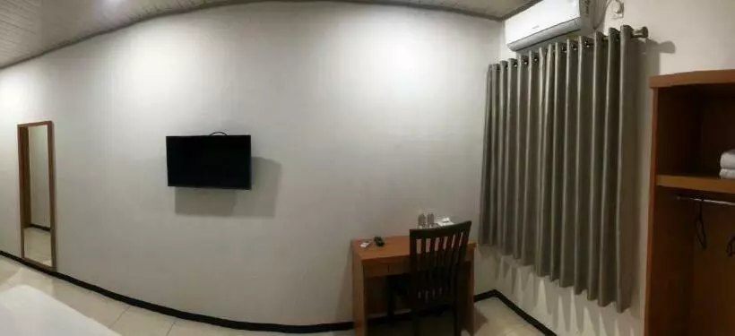 Aurora Hotel Siliwangi