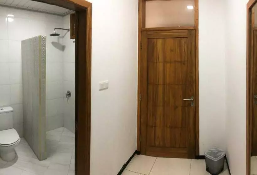 Aurora Hotel Siliwangi