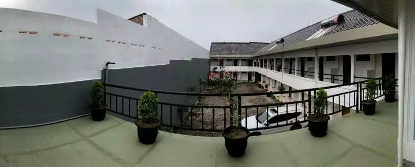 Aurora Hotel Siliwangi