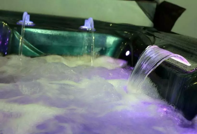 Hotelli Le Cocon Des Lacs