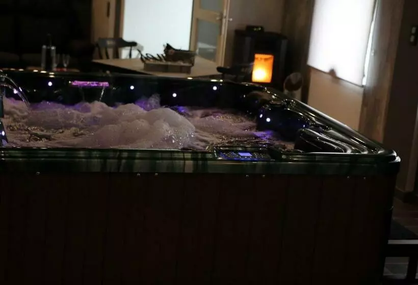 Hotelli Le Cocon Des Lacs