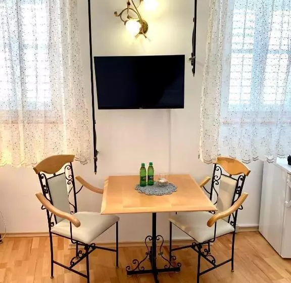 Pension Apartments Igor