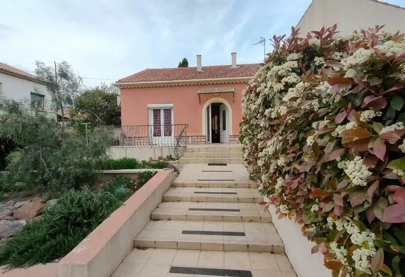 Majatalo Chez Régine