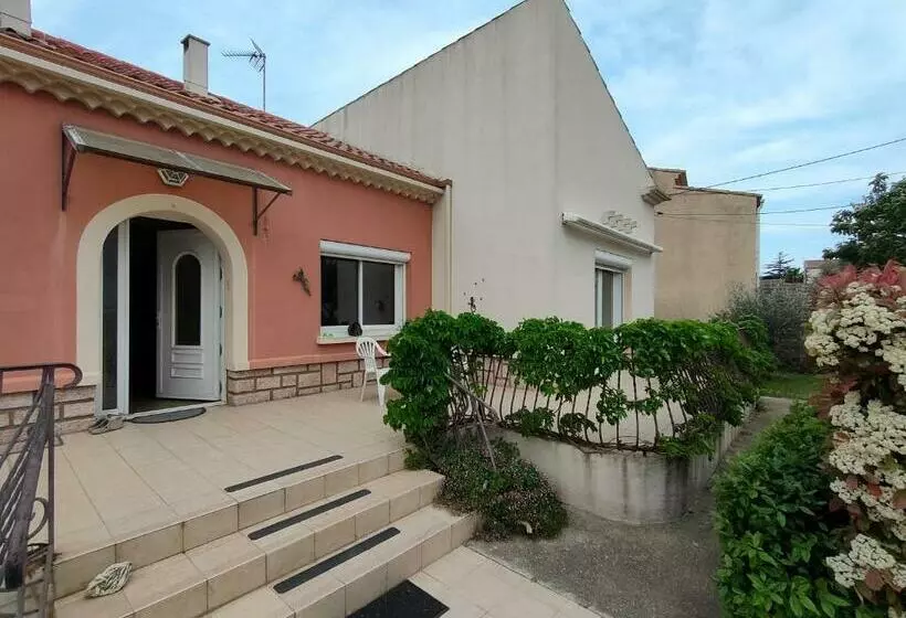 Majatalo Chez Régine