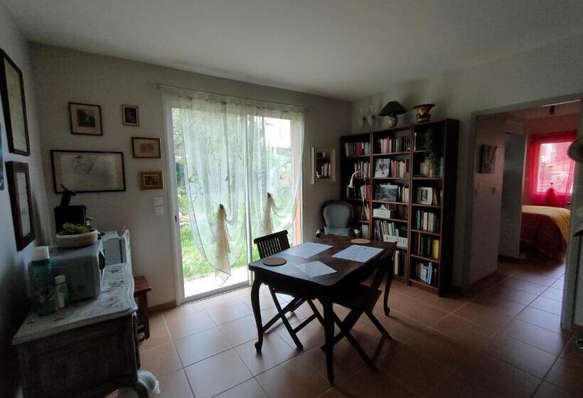 پانسیون Chez Régine