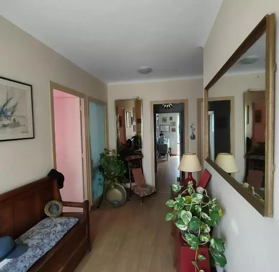 Majatalo Chez Régine