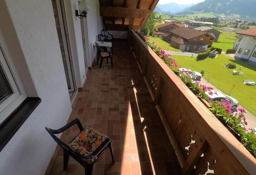 膳宿费 Gastehaus Reichle