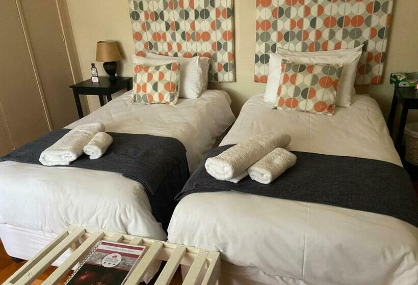 פנסיון Gibson Place