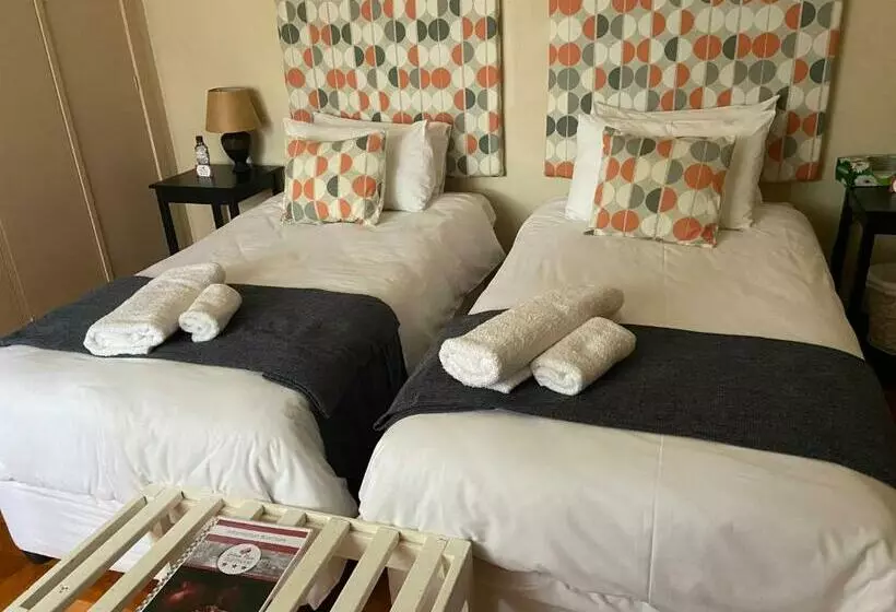 ペンション Gibson Place