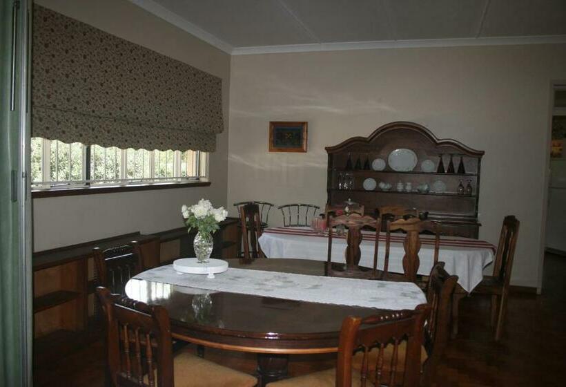 פנסיון Gibson Place