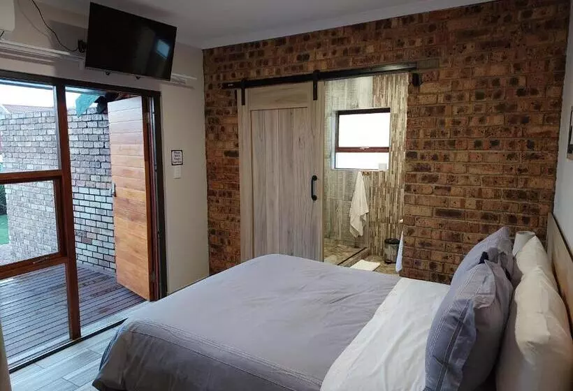 پانسیون Twins Guest House Astoni