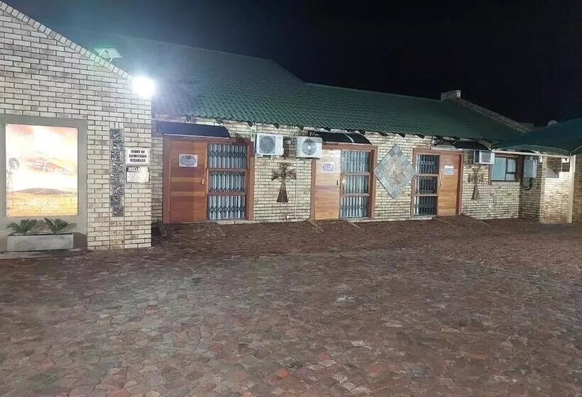 پانسیون Twins Guest House Astoni