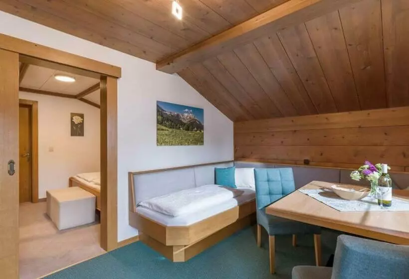 Pension Hinterholzer