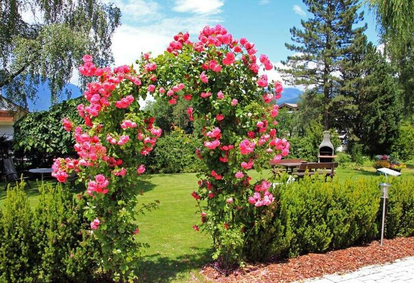 ホテル Ferienwohnung Mair Am Bach