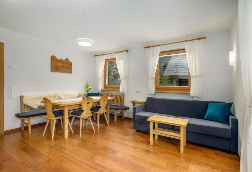 ホテル Ferienwohnung Mair Am Bach