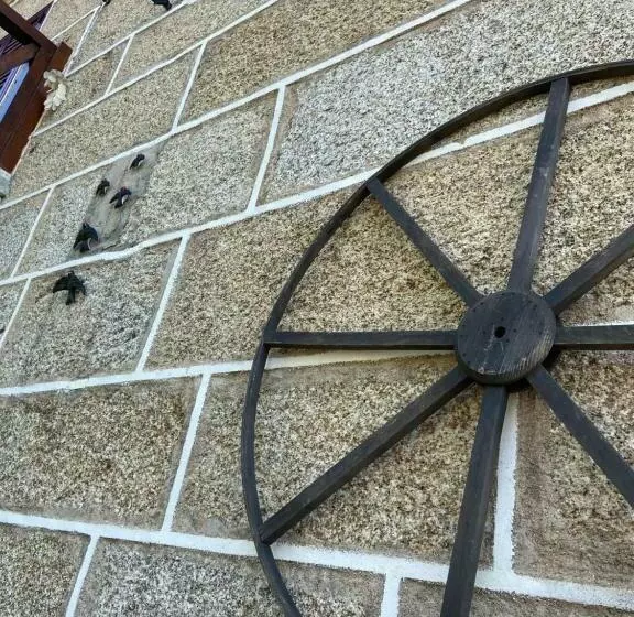 Aamiaismajoitus (B&B) Casa Da Aldeia Da Avó