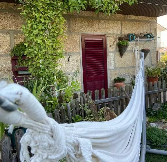 Aamiaismajoitus (B&B) Casa Da Aldeia Da Avó