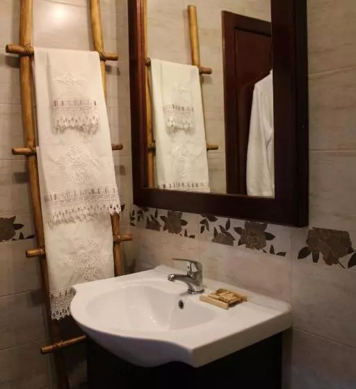 Aamiaismajoitus (B&B) Casa Da Aldeia Da Avó