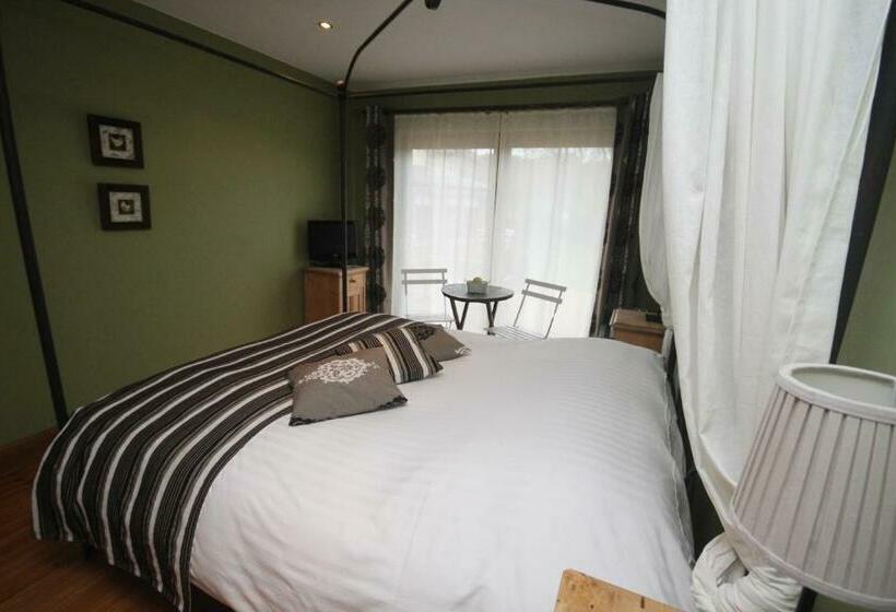 تختخواب و صبحانه Comme à La Ferme