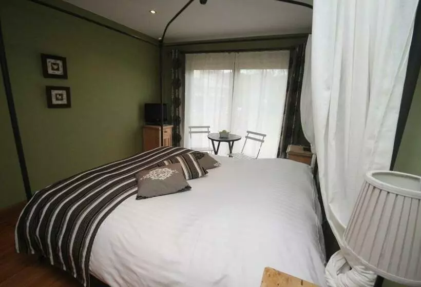 تختخواب و صبحانه Comme à La Ferme