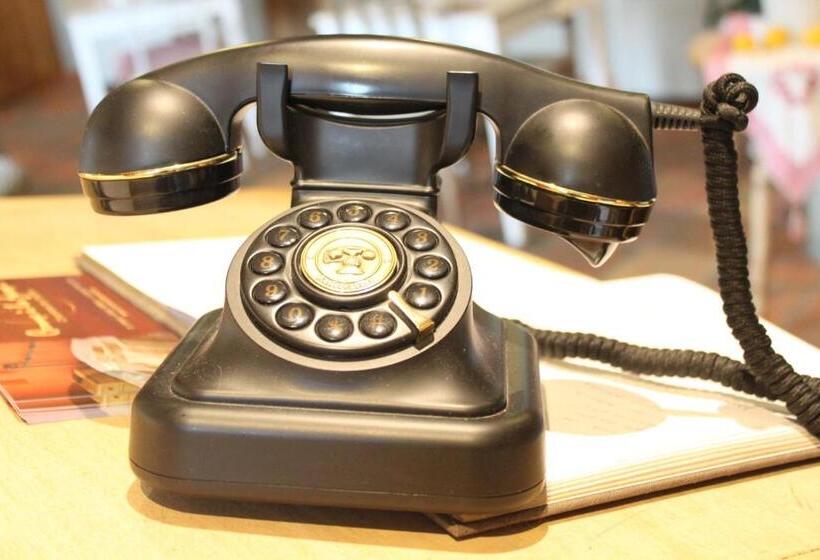 تختخواب و صبحانه Comme à La Ferme