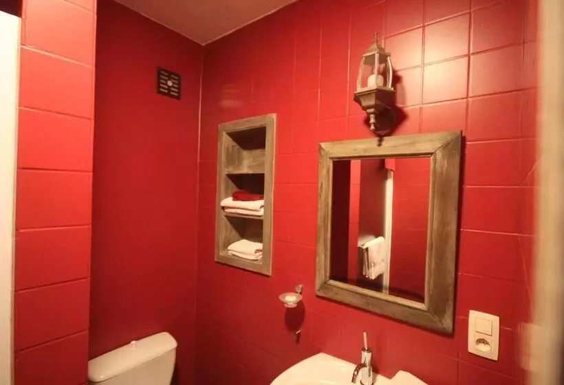 تختخواب و صبحانه Comme à La Ferme