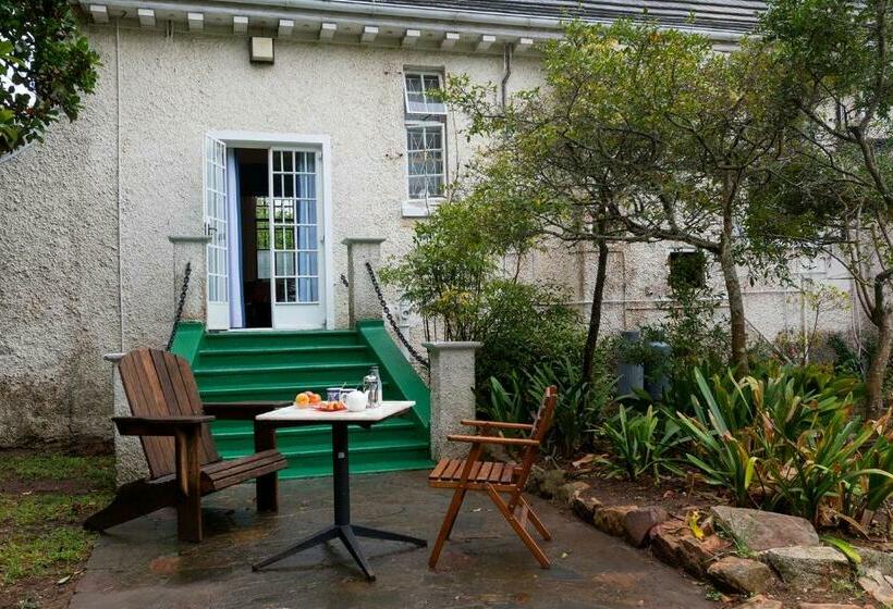 Bed and Breakfast Seven Gables