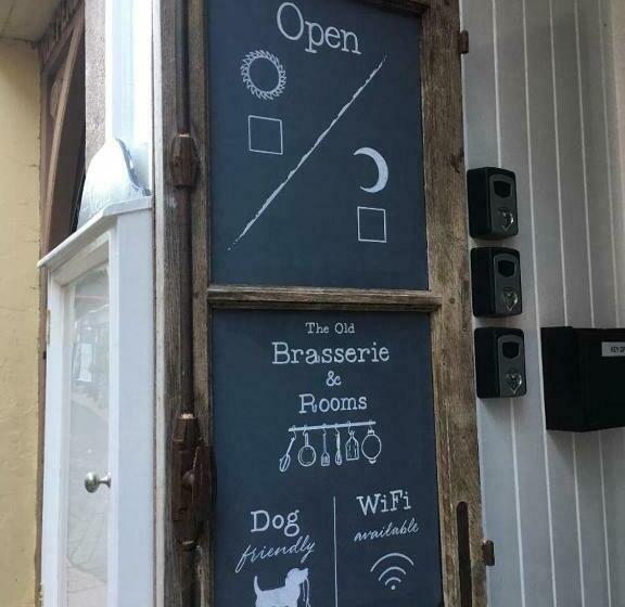 민박 The Old Brasserie & Rooms @ No.8