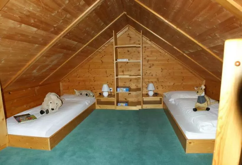 Hotelli Landgasthof Zum Scheiber