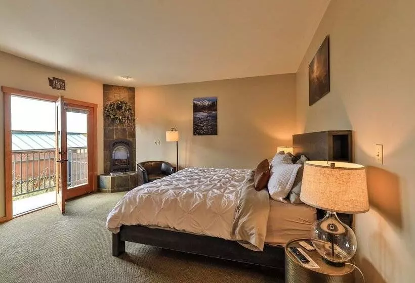 Hotelli Solstice Suites