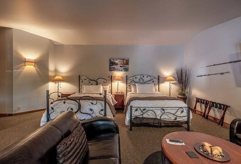 هتل Solstice Suites