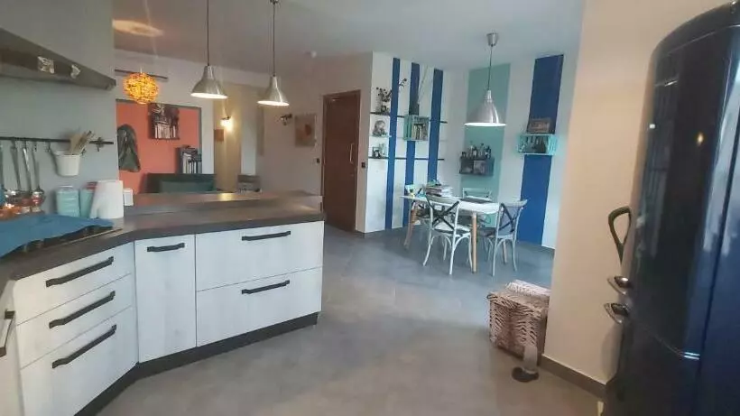 پانسیون Fur, Purr & Pool