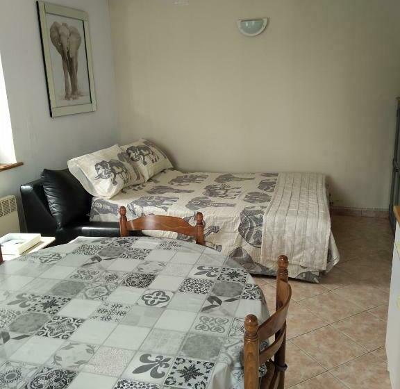 膳宿费 Le Manoir De La Pichardière