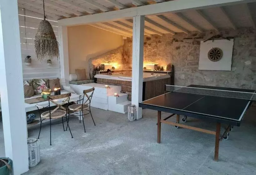 ペンション Mazet Provençal