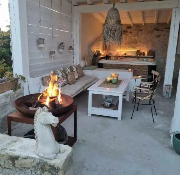 ペンション Mazet Provençal