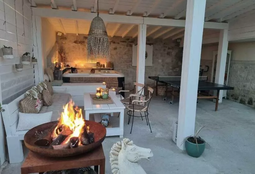 ペンション Mazet Provençal