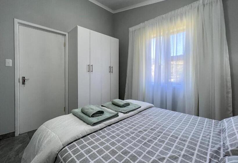 פנסיון Voelroepersfontein