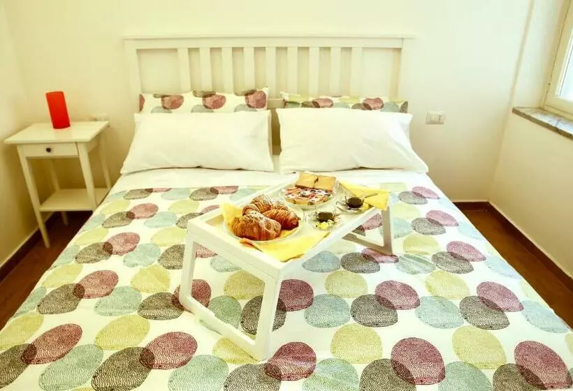 ベッドアンドブレックファースト Andolfi 24 Rooms