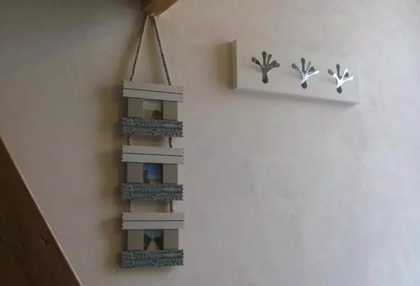 Aamiaismajoitus (B&B) Chambre Direct Piscine