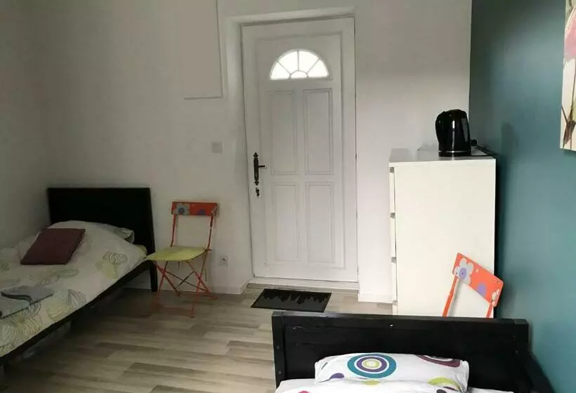 تختخواب و صبحانه Chambre Indépendante Avec Sdb Terrasse Privative. Centre Ville