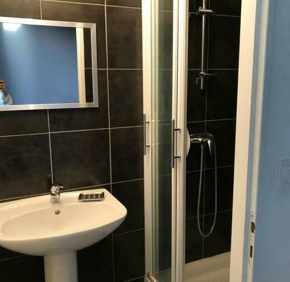 مبيت وإفطار Chambre Indépendante Avec Sdb Terrasse Privative. Centre Ville