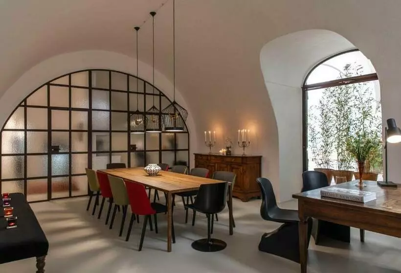 تختخواب و صبحانه Il Sogno Delle Benedettine