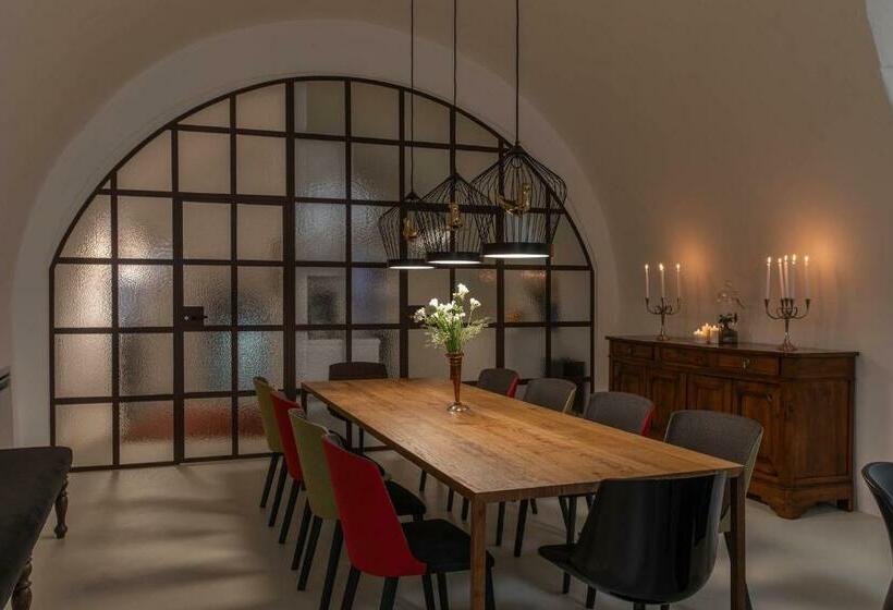 تختخواب و صبحانه Il Sogno Delle Benedettine