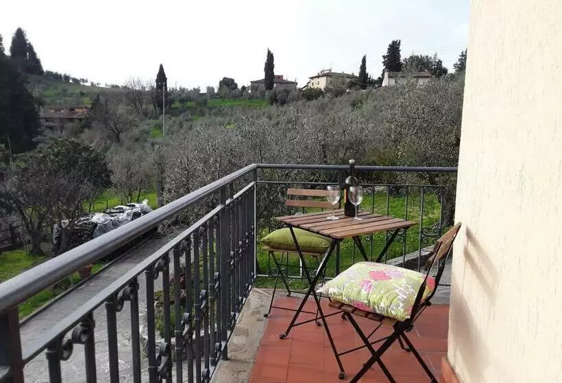 Aamiaismajoitus (B&B) La Collina Degli Olivi